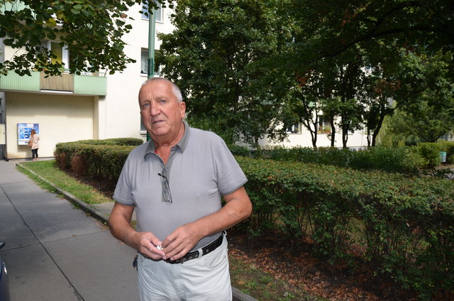 Mieter Richard Segovic ist zufrieden: Auf seiner Stiege gibt es keine Probleme mit der Sauberkeit | Foto: Gerhard Krause
