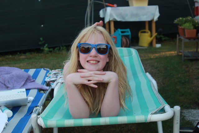 Katrin beim Sonnenbaden