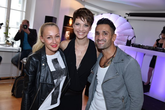 Gastgeberin Matern mit Ines und Fadi Merza | Foto: Christian Jobst