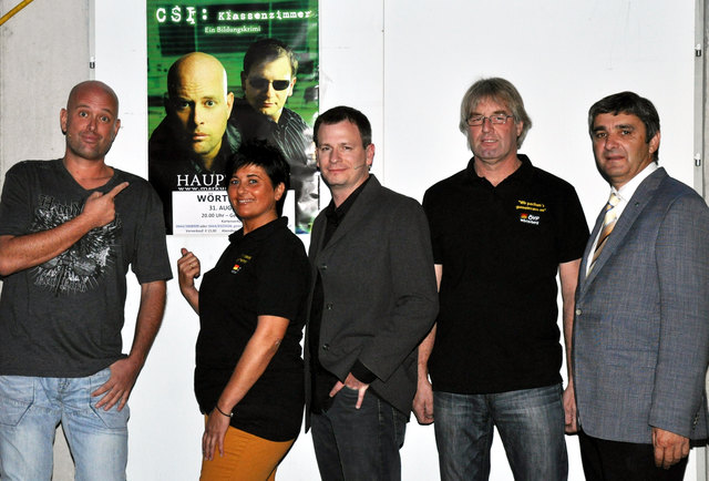 Gaben sich ein ungewöhnliches Bildungs-Programm: Markus Hauptmann, Marianne Hackl, Georg Huber, Vizebürgermeister Gerhard Klaus und Bundesrat Walter Temmel (v.l.) | Foto: Josef Lang