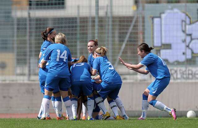 Jubeltraube: Hoffentlich haben die LUV-Damen bald wieder Grund zum Jubeln. | Foto: GEPA