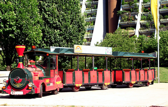 Liliputbahn beim Kinderfest