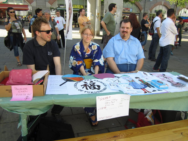 Die österreichischen Vertreter des Japan Cat Network haben sich die Hilfe für durch die Tsunami-Katastrophe verwaiste Haustiere zur Aufgabe gemacht.