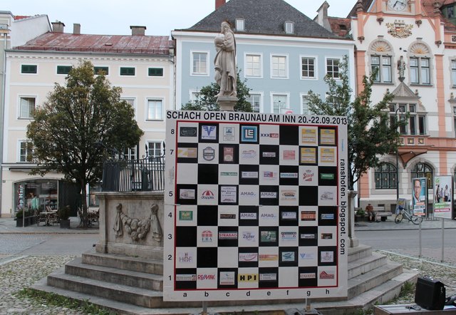 Schachbrett am Stadtplatz
