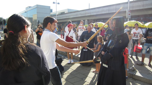 Einen echten Renner landete Kenshikan Vienna mit seiner Mitmach-Station. Ob schon etwas größer, ...