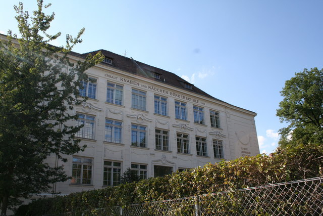 In der Volksschule Neulengbach dürfen die rund 300 Schüler erst um 7.50 Uhr in die Klassen.