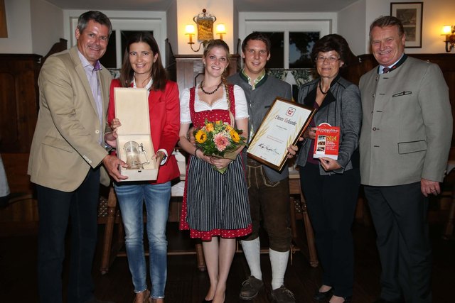 Die Verleihung wurde von den Gourmets Egle und Wagner-Wittula übernommen. | Foto: Neumayr