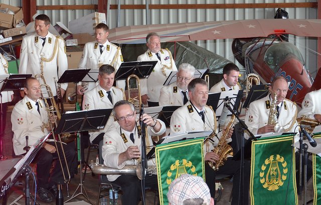 die Big Band der Lazarus Union sorgte für den richtigen Schwung