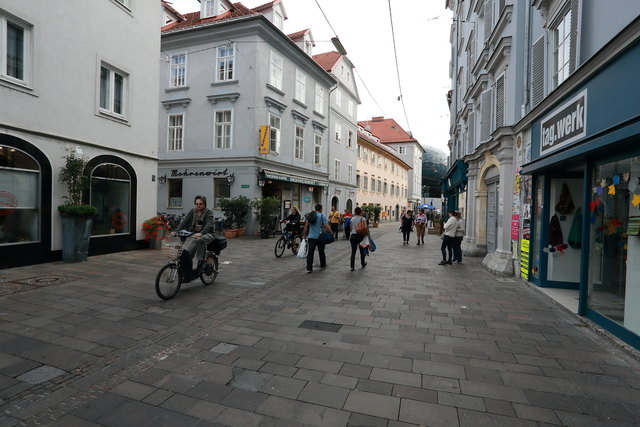 Die Mariahilferstraße ist der Dreh- und Angelpunkt des neuen Trendviertels am rechten Murufer.