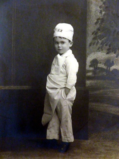 „Früh übt sich“ –  Siegfried Heinrichs Sohn Bertl | Foto: Metzger/Lee