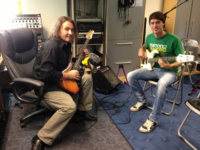 Gitarrenunterricht im MMC: Miro Janev (Lehrer) mit Marco Zaiser (Schüler) | Foto: MMC