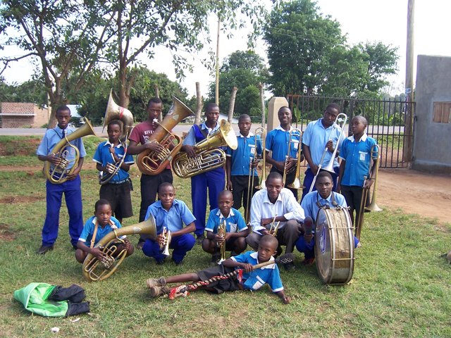 In Zigoti hat Volontär Erich Wechner die Brassband musikalisch betreut. | Foto: Wechner