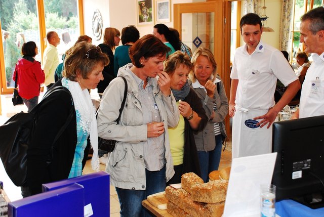 Verkostung der Bio-Brotsorten beim Kundentag in der Bio-Hofbäckerei Mauracher. | Foto: Foto: Bio-Hofbäckerei Mauracher