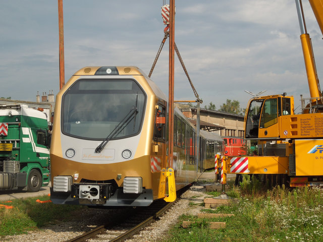 Die sechste Garnitur der Himmelstreppe ist am Bahnhof Ober-Grafendorf eingetroffen. | Foto: NÖVOG