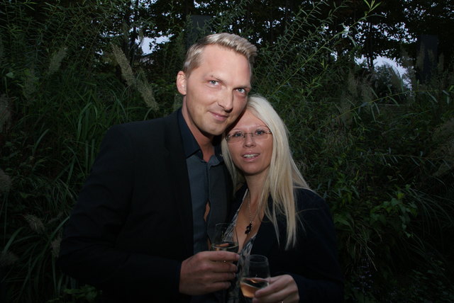 Unter den Gästen der Wahlparty: Sozialmarkt-Gründer Alexander Schiel und Kerstin Markl