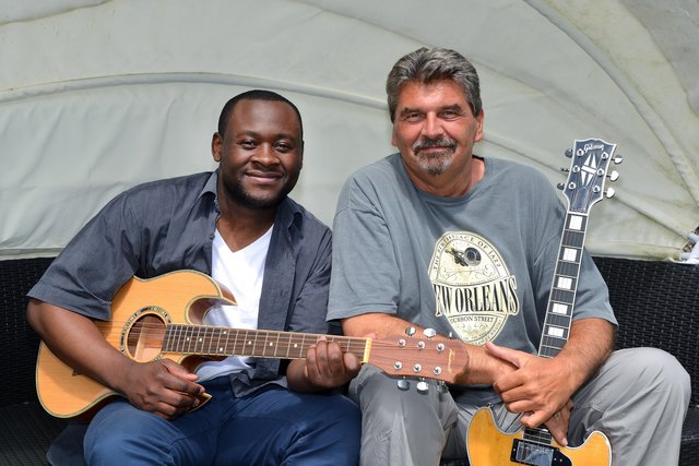 Rodrigues Ilunga-Andili und Georg Ragyoczy | Foto: Gerhard Glazmaier