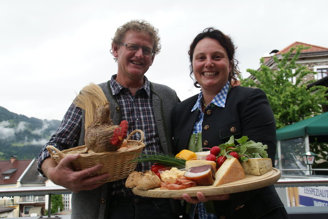 Die guten Seelen des Pongauer Bauernladens mit noch besseren Schmankerln: Rupert Emberger und Heidi Lercher.