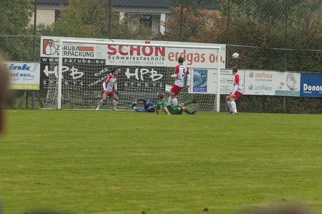Der Stadlinger Schlussmann, Andi Michl, bewies auch in diesem Match seine ausgezeichnete Form 2.