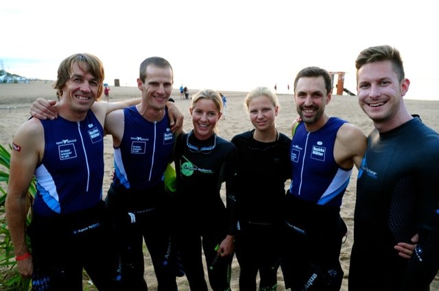Martin, Martin, Valerie, Sarah, Bernhard und Andreas in bester Laune um 7.30 Uhr kurz vor dem Countdown!