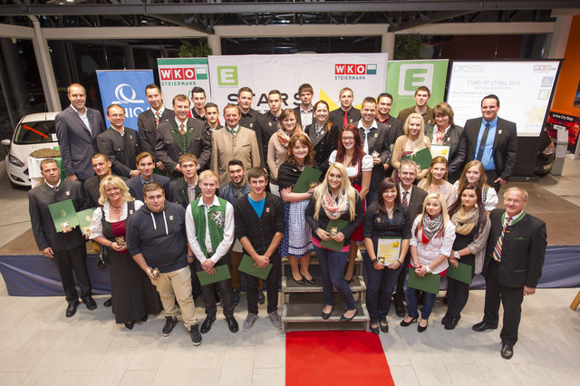 Auf der Bühne: die Stars of Styria aus dem ehemaligen Bezirk Feldbach.