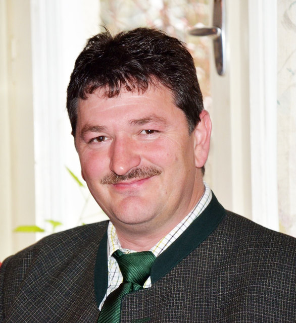 Robert van Asten, Bürgermeister Tyrnau