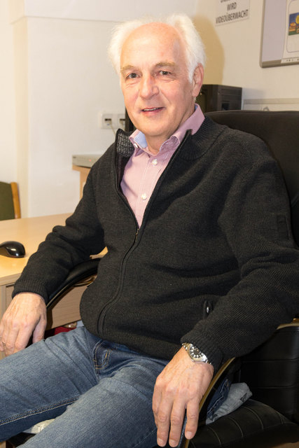 Josef Eigner hat die Teamleiter-Struktur in der öffentlichen Bibliothek Vorchdorf mit entwickelt.