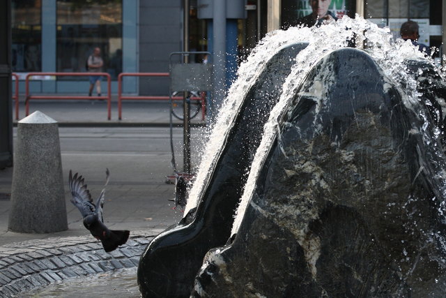 Der Brunnen bei der U6. | Foto: Pilz