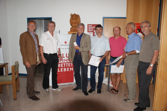 Bgm Leopold Prohaska, GR Alfred Einsiedl, GGR Ing. Manfred Harbich, GR Josef Brunnthaller, Ernst Rosenberger, Franz Gruber, Vzbgm Reg. Rat Josef Böck