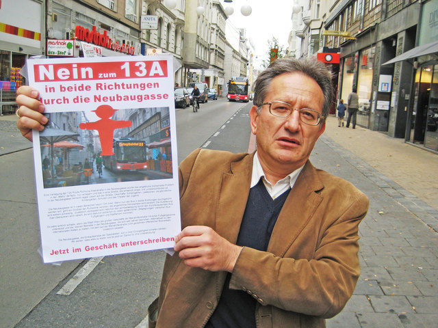 7. Bezirk: 13A – Nein zur neuen Route: Nach einstimmigen Beschluss der Bezirksvertretung soll der Bus nicht in beide Richtungen durch Neubaugasse fahren.  Zum Artikel geht's hier