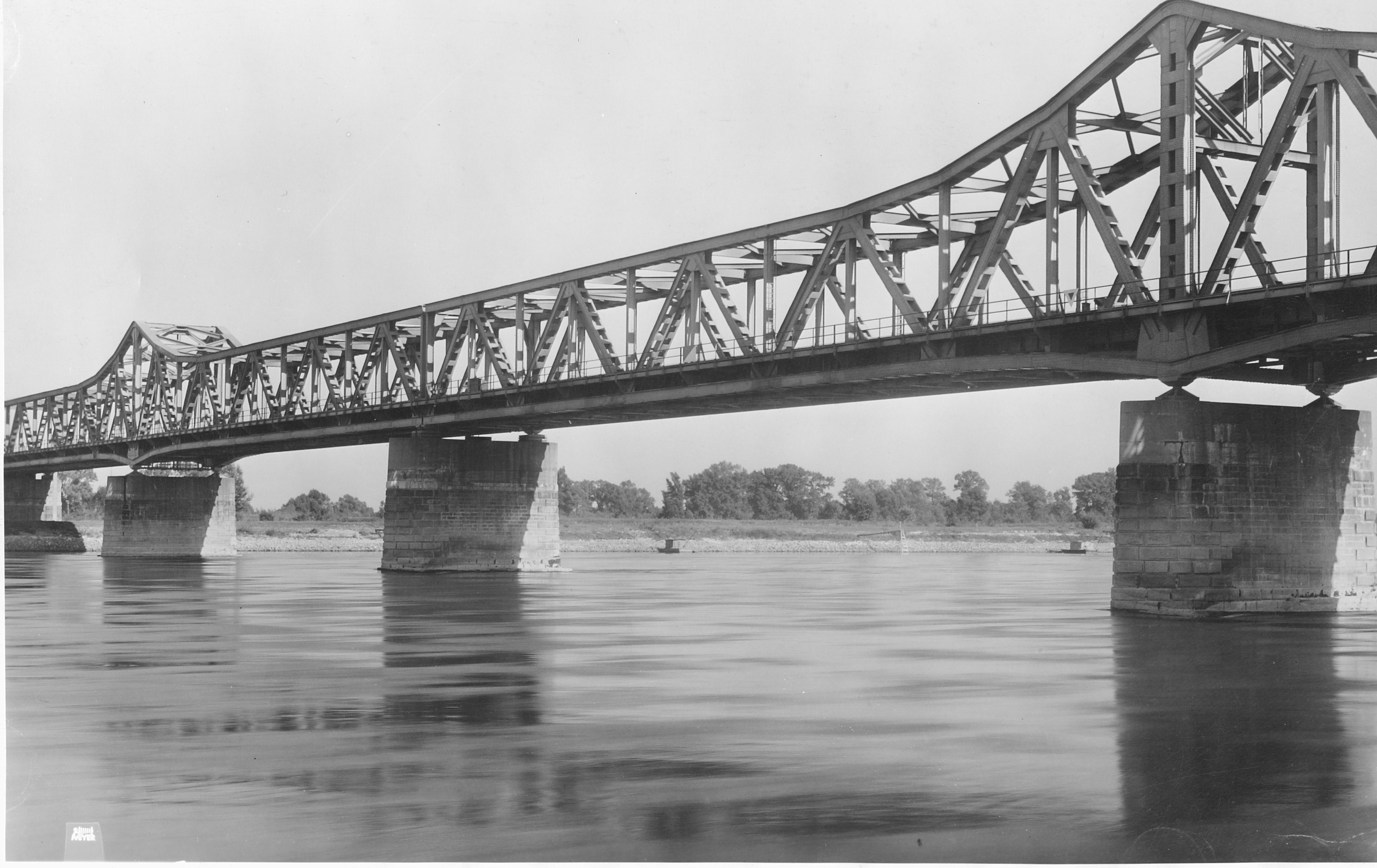 Die Ostbahnbrücke
