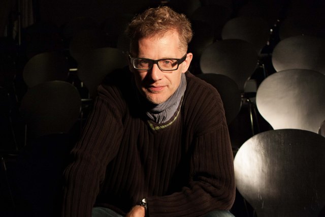 Noch sind die Ränge im Theater an der Gumpendorfer Straße leer. Gernot Plass will sie füllen.