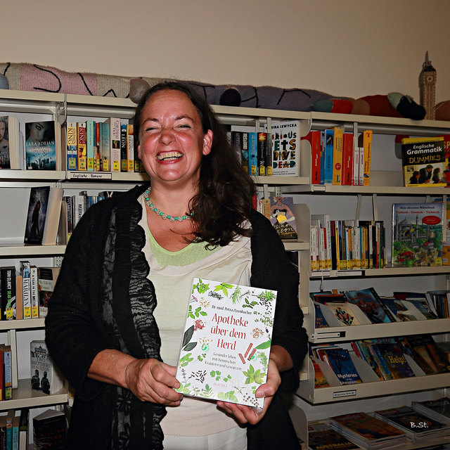 Schmackhafte Lesung - "Apotheke über dem Herd" - Neunkirchen