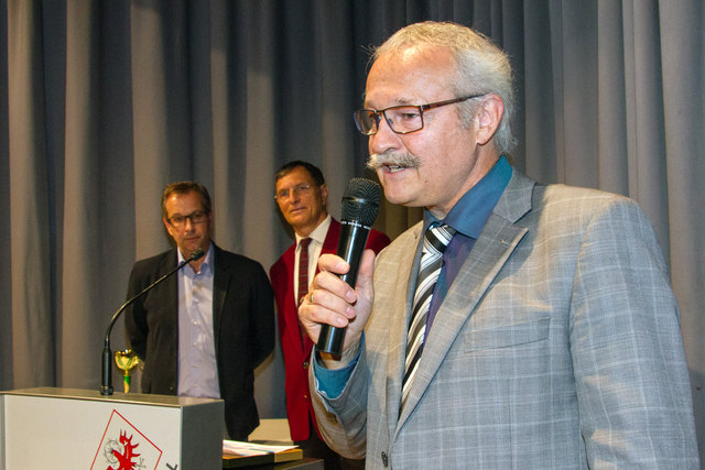 Gesamtklubobmann des KKL Dr. Wilfried Siegele bei seinem Schlusswort und Dankesrede und er ......