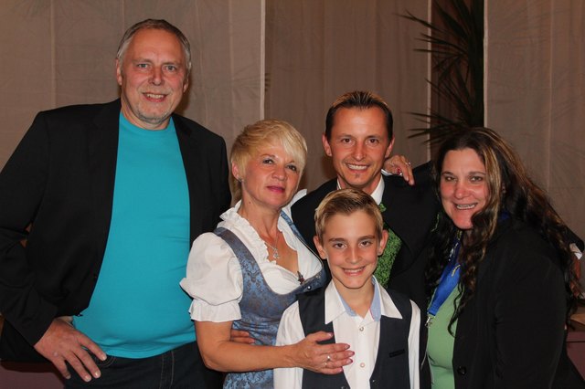 Trudi Lauper mit Stefan Lucca, Lukas, Doris und Joe