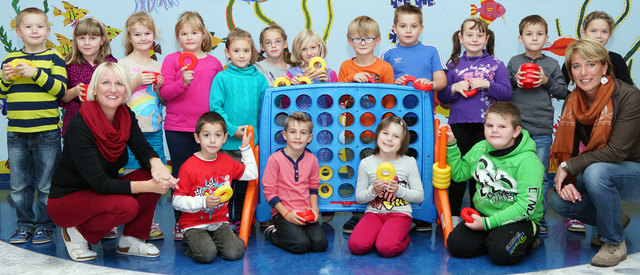 VS Ruprechtshofen 1 a: Direktorin Susanna Auer, Klassenlehrerin Sabine Reismüller, Felix Buchberger, Sandra Emsenhuber, Constantin Fichtinger, Selina Fischer, Pascal Höfler, Pia Hollaus, Anna Hörhan, Sofie Koniczek, Dominik König, Valentin Lemp, Marcel Mosch, Christian Mutenthaler, Anikka Potzmader, Juliane Schmoll, Sarah Sturmlehner, Lena Wiesenhofer, nicht auf dem Foto: Thomas Baier