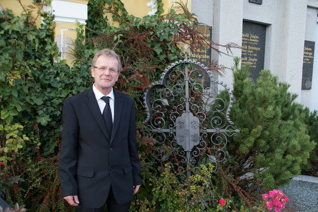 Bezirks-Oberbestatter Willi Krennmayr ist auch Mitglied der Landes- und Bundesinnung der Bestatter.