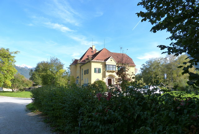 Schlossvilla in der "Bananenrepublik"