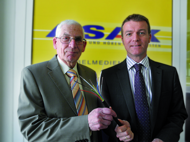 Lenken die Geschicke der ASAK Kabelmedien GmbH: Die Geschäftsführer Franz Satzinger (l.) und Thomas Matthey. | Foto: ASAK