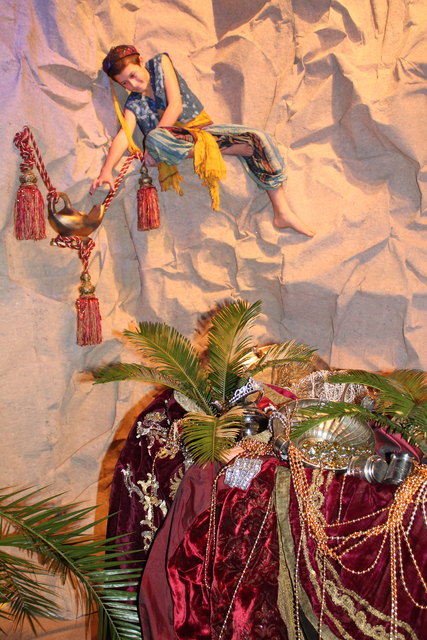 Beim Volkstheater dreht sich alles um Aladdin und seine Wunderlampe. | Foto: Volkstheater