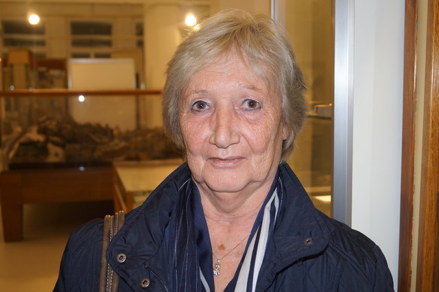 Renate J. (68), Pensionistin: "Mich stört vor allem der Lärm in der Mollardgasse. Ich hoffe, dass bei der Umgestaltung nicht das gleiche Chaos wie auf der Mariahilferstraße herauskommt".