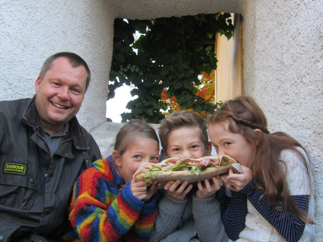 Freuen sich schon auf die Charity-Aktion: Harald Taupe, Mona, Fabian und Emilia | Foto: KK