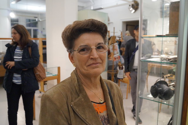 Zejna K. (60), Pensionistin: "Ich bin hier schon überfallen worden und meine Tasche wurde gestohlen. Der ungepflegte, schmuddelige Teil sollte umgestaltet werden und mehr Kontrollen sind notwendig".