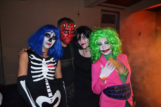 Toll kostümiert (v.l.n.r.): Sandra Owesny, Alexander Paar, Isabella Veigl und Ursula Pelzmann.