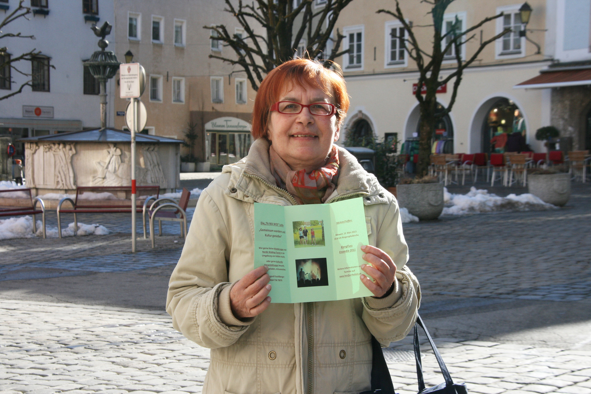 Stra-spielfeld wo treffen sich singles. Frau sucht mann frs bett langenlois. Partnersuche online in puch bei hallein. Singles den aus hof bei salzburg. Dating aus pernitz - Oberalm senioren kennenlernen