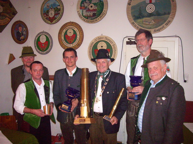 Siegerehrung: Triebfeder Uhrmachermeister Anton Klauber, Sepp Edlinger, Martin Purgstaller, 8er Meister Walter Zitz, Frank Rainer, OSM Tamsweg/Prebersee Heimo Waibl