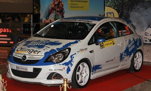Das Bezirksblätter Car wird mit der Nummer 25 ins Rennen gehen.