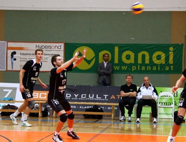 Zoltan Mozer hat von 2004 bis 2007 bei Kaposvar gespielt. Der Außenangreifer gab seinem neuen Team wertvolle Tipps. | Foto: GEPA