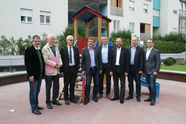 Eine Delegation des SPÖ-Landtagsklubs unter der Leitung von Christian Makor (4. v. l.) informierte sich in Bozen.