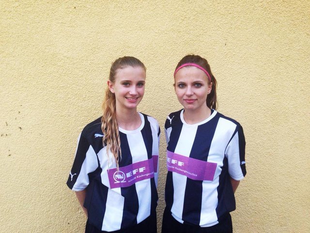 Torschützinnen unter sich: Nathalie Scheiber (links) und Jasmin Pistotnik