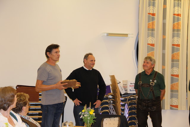 Diakon Hans Reindl, Bgm. Johann Müllner, Heinz Holzinger.